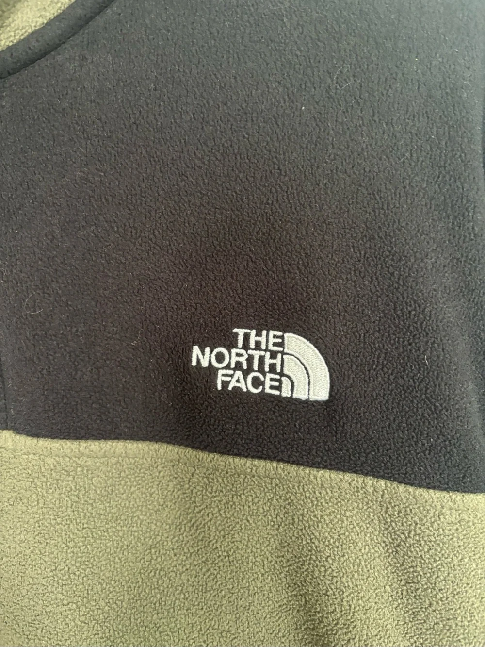 The North Face Men’s Olive Green Fleece Snap Pullover